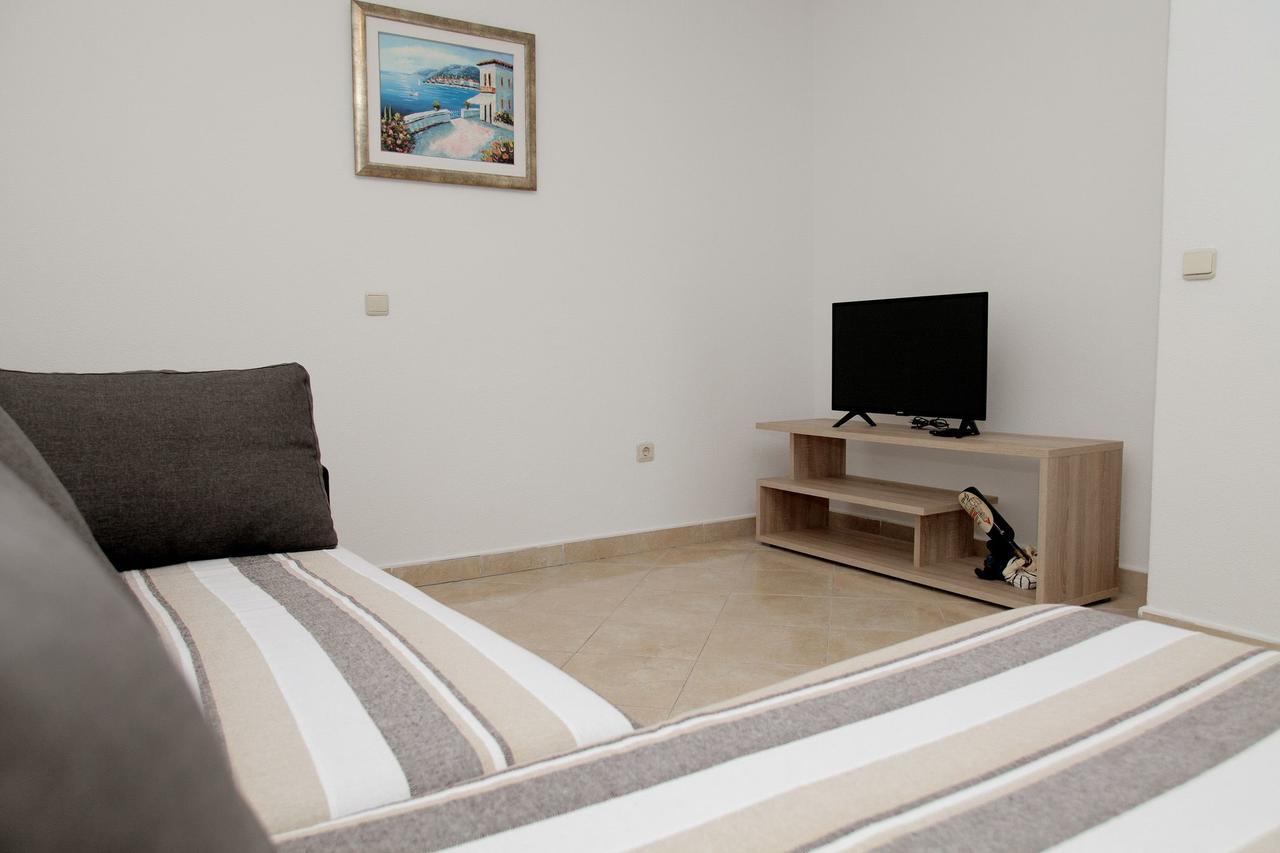 Apartments Iva Trogir Exterior foto